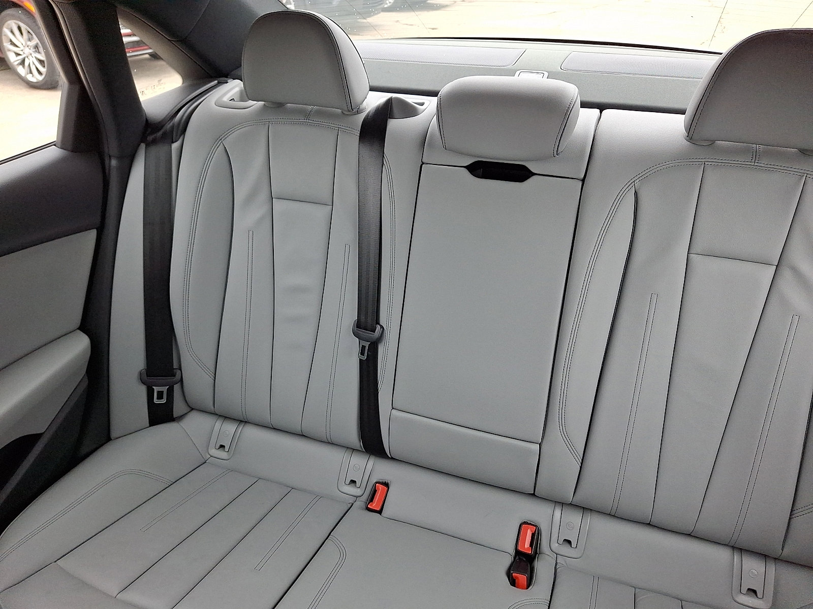 Used 2021 Audi A4 2.0T Premium w/ Convenience Package image 18