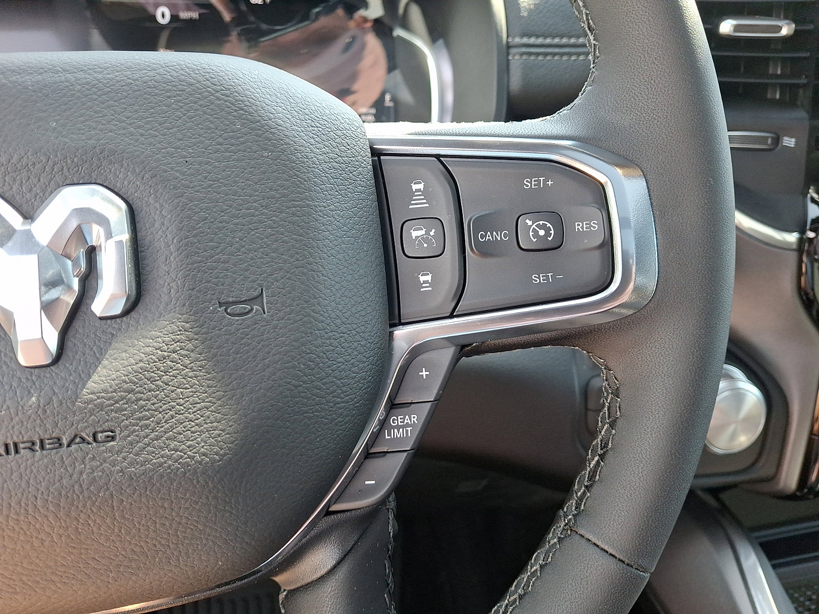 Used 2026 RAM 1500 Laramie w/ Night Edition image 21