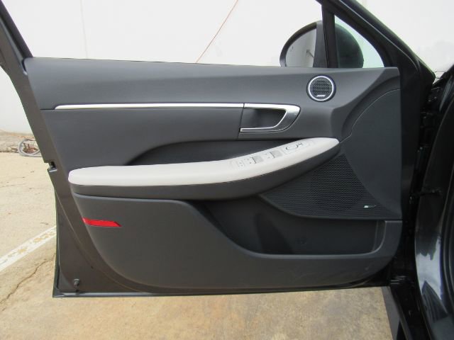 Used 2023 Hyundai Sonata SEL image 13