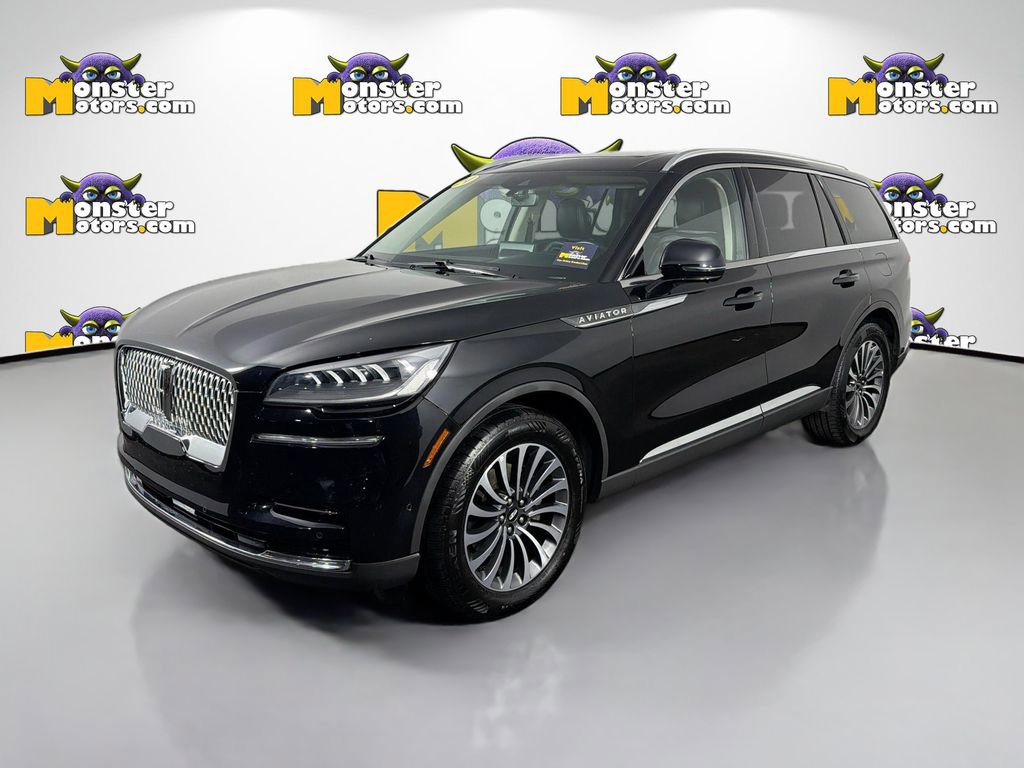 Used 2024 Lincoln Aviator Reserve image 1