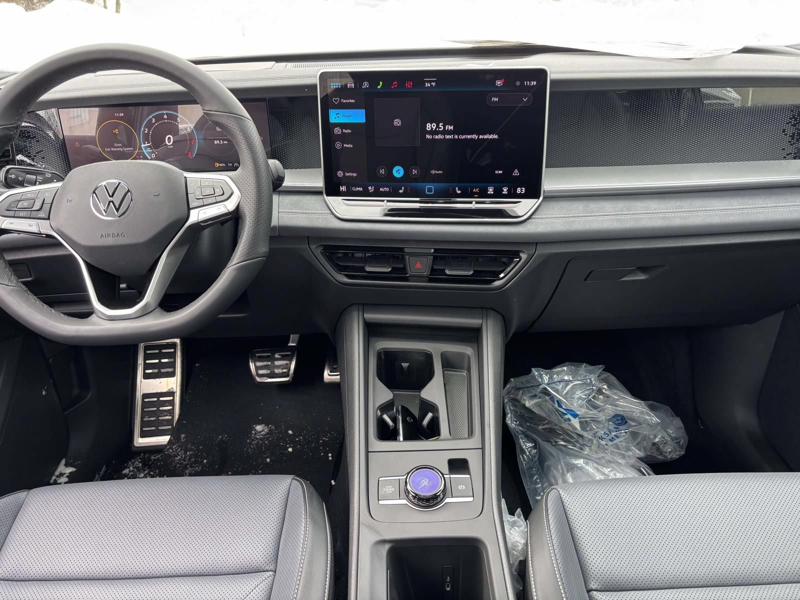 New 2026 Volkswagen Tiguan SE R-Line AWD/4WD image 29