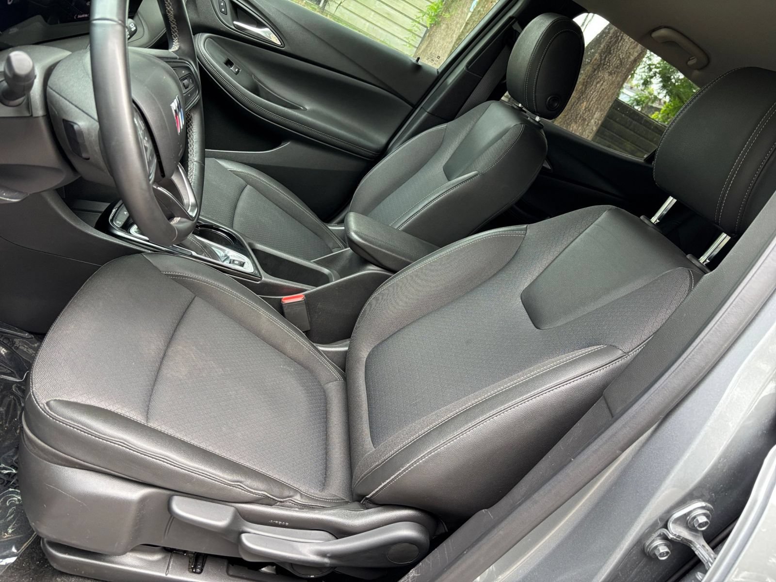 Used 2025 Buick Encore GX Preferred FWD image 35