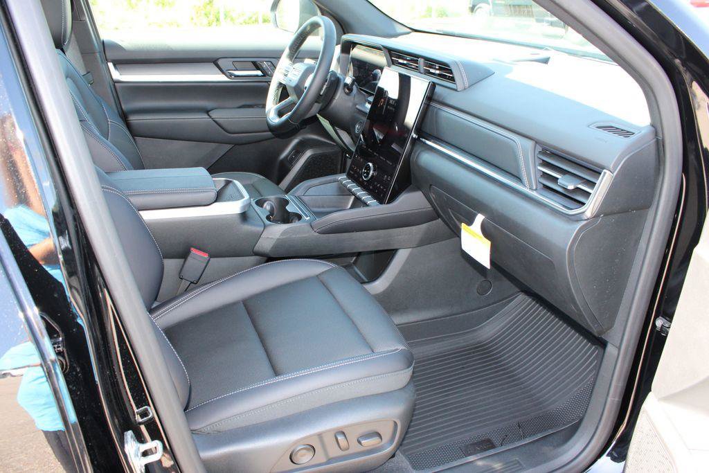 New 2027 GMC Terrain Elevation w/ Elevation Premium Package FWD image 6