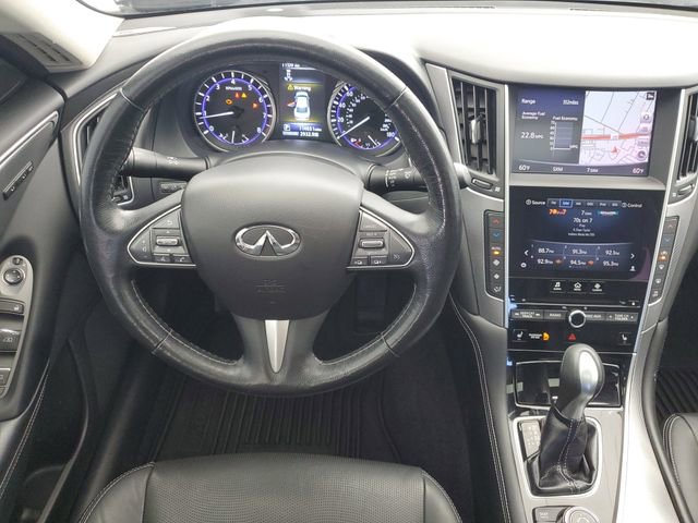 Used 2016 INFINITI Q50 Premium w/ Driver Assistance Package RWD image 16