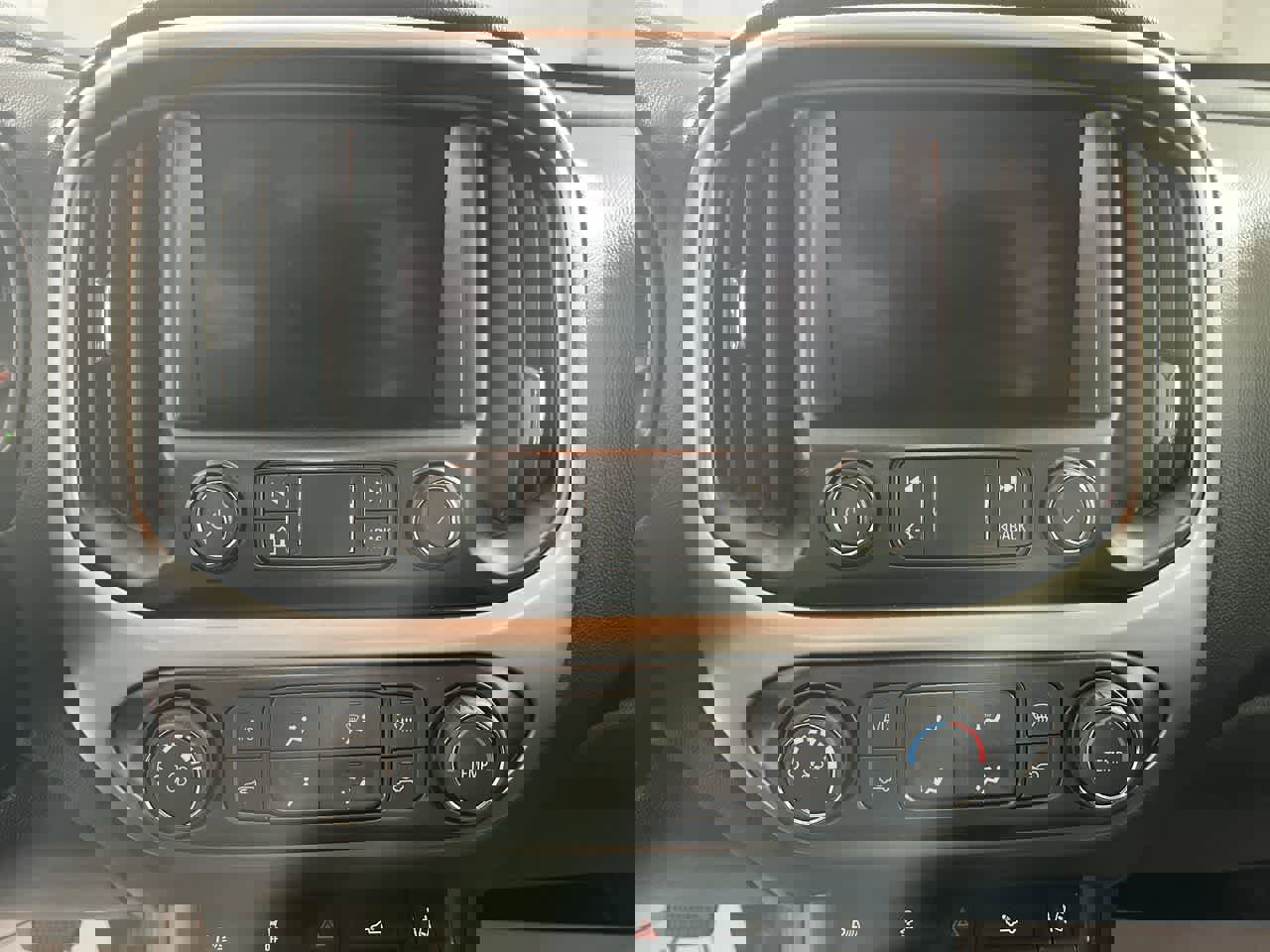 Used 2022 Chevrolet Colorado LT w/ Fleet Safety Package image 20