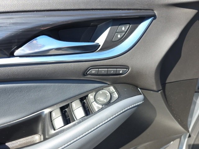 Used 2024 Buick Enclave Premium image 12