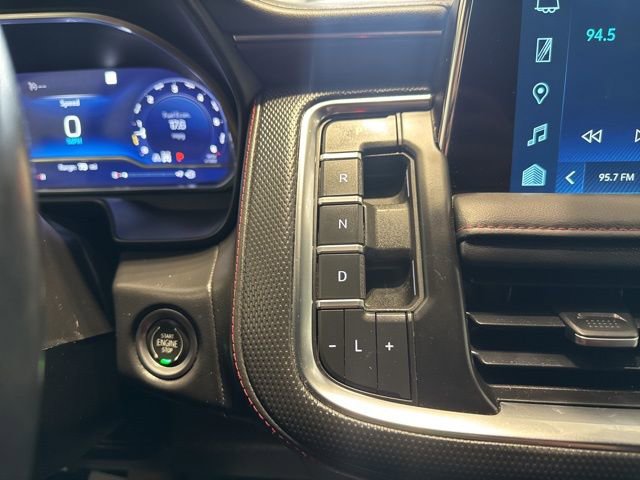 Used 2022 Chevrolet Tahoe RST w/ Luxury Package image 32