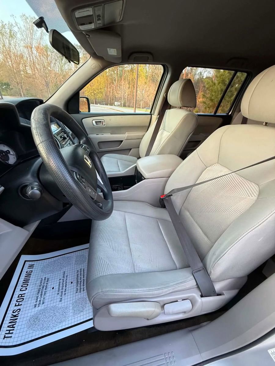 Used 2013 Honda Pilot LX image 2