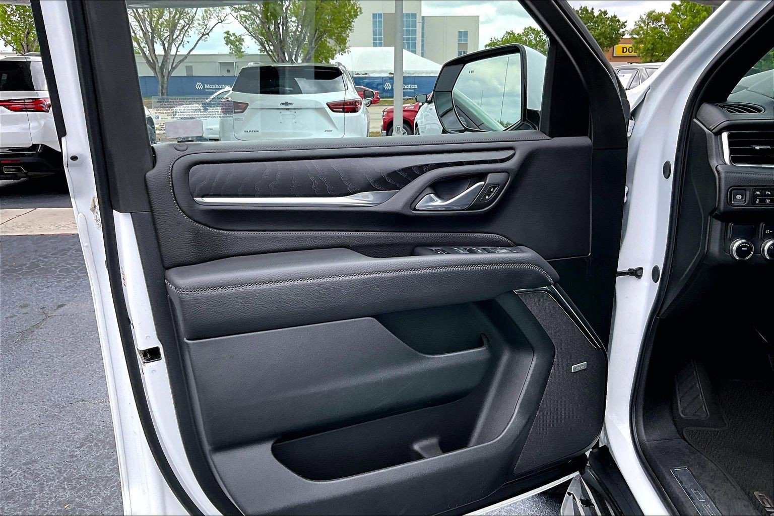 Certified 2024 GMC Yukon Denali RWD image 19