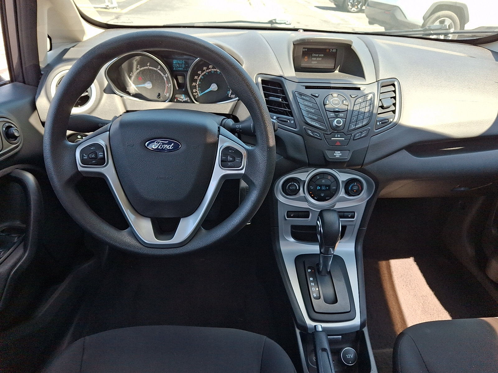 Used 2019 Ford Fiesta SE w/ Cold Weather Package FWD image 10
