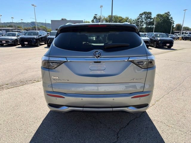 Used 2023 Buick Enclave Avenir w/ Avenir Technology Package AWD/4WD image 4