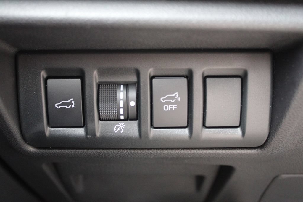 Used 2023 Subaru Outback Limited AWD/4WD image 27