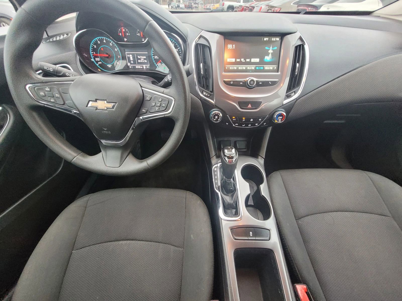 Used 2017 Chevrolet Cruze LT w/ Convenience Package image 16