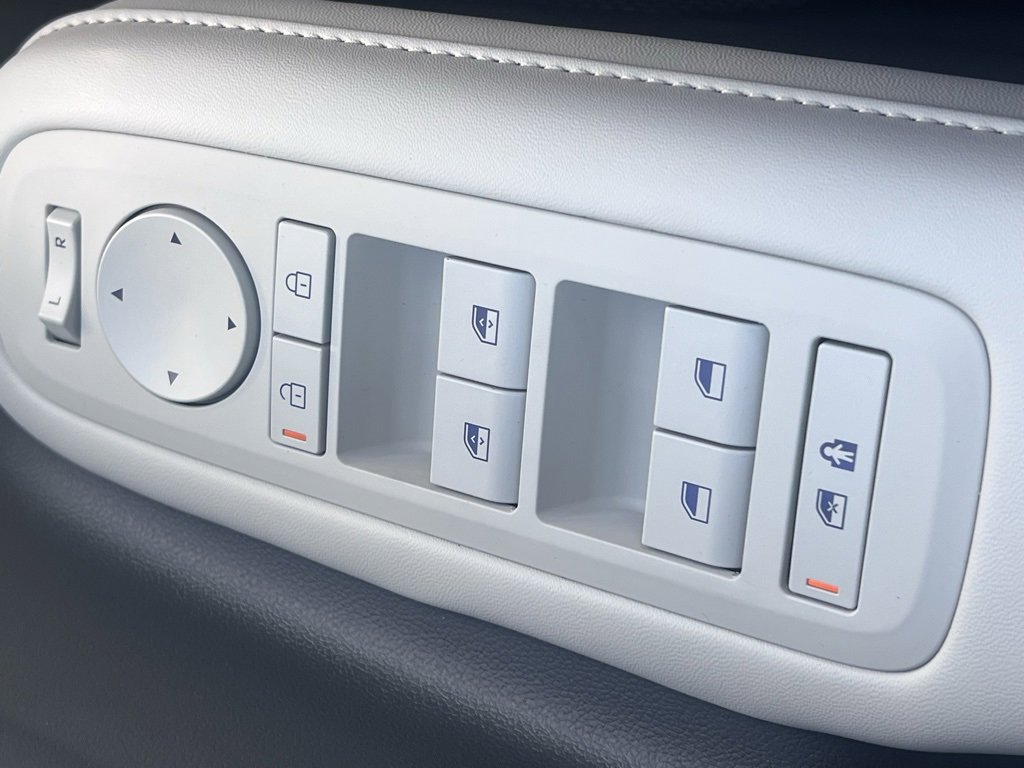 New 2026 Hyundai Santa Fe SEL image 32