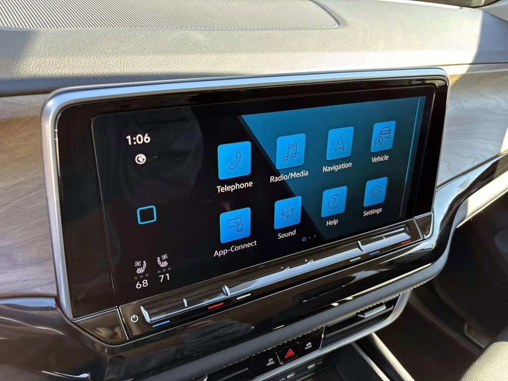 Used 2025 Volkswagen Atlas SE image 20