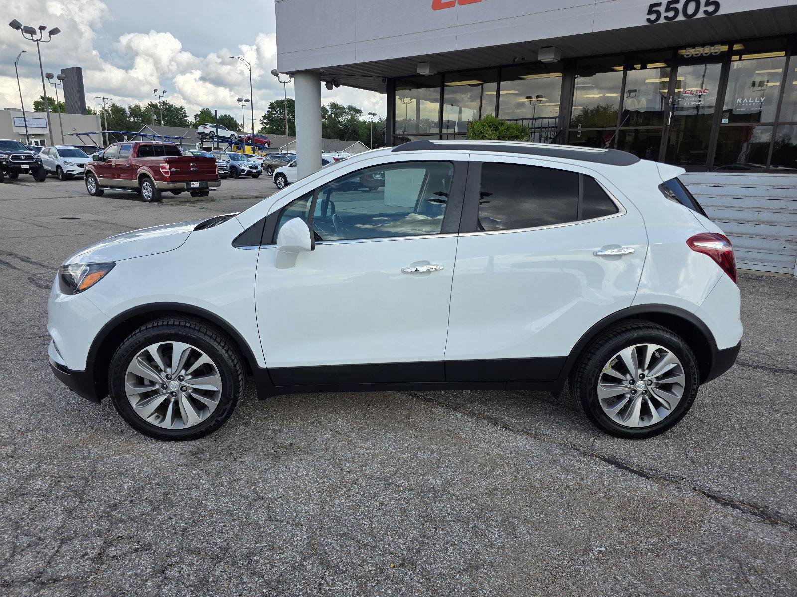 Used 2020 Buick Encore Preferred FWD image 8