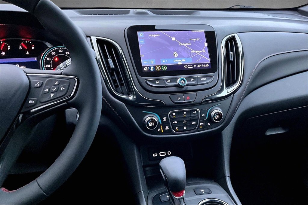 Used 2023 Chevrolet Equinox RS image 9