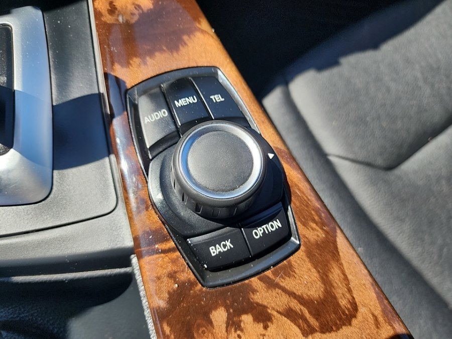Used 2016 BMW 320i xDrive Sedan AWD/4WD image 25