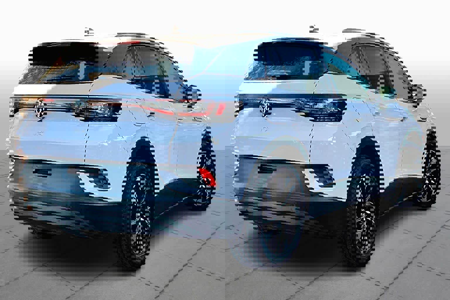 Used 2022 Volkswagen ID.4 Pro S image 12