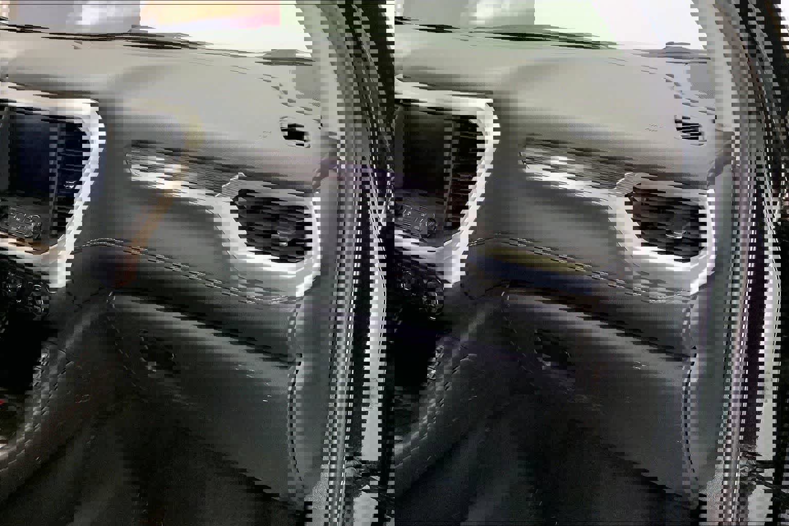 Used 2019 GMC Acadia SLT image 20