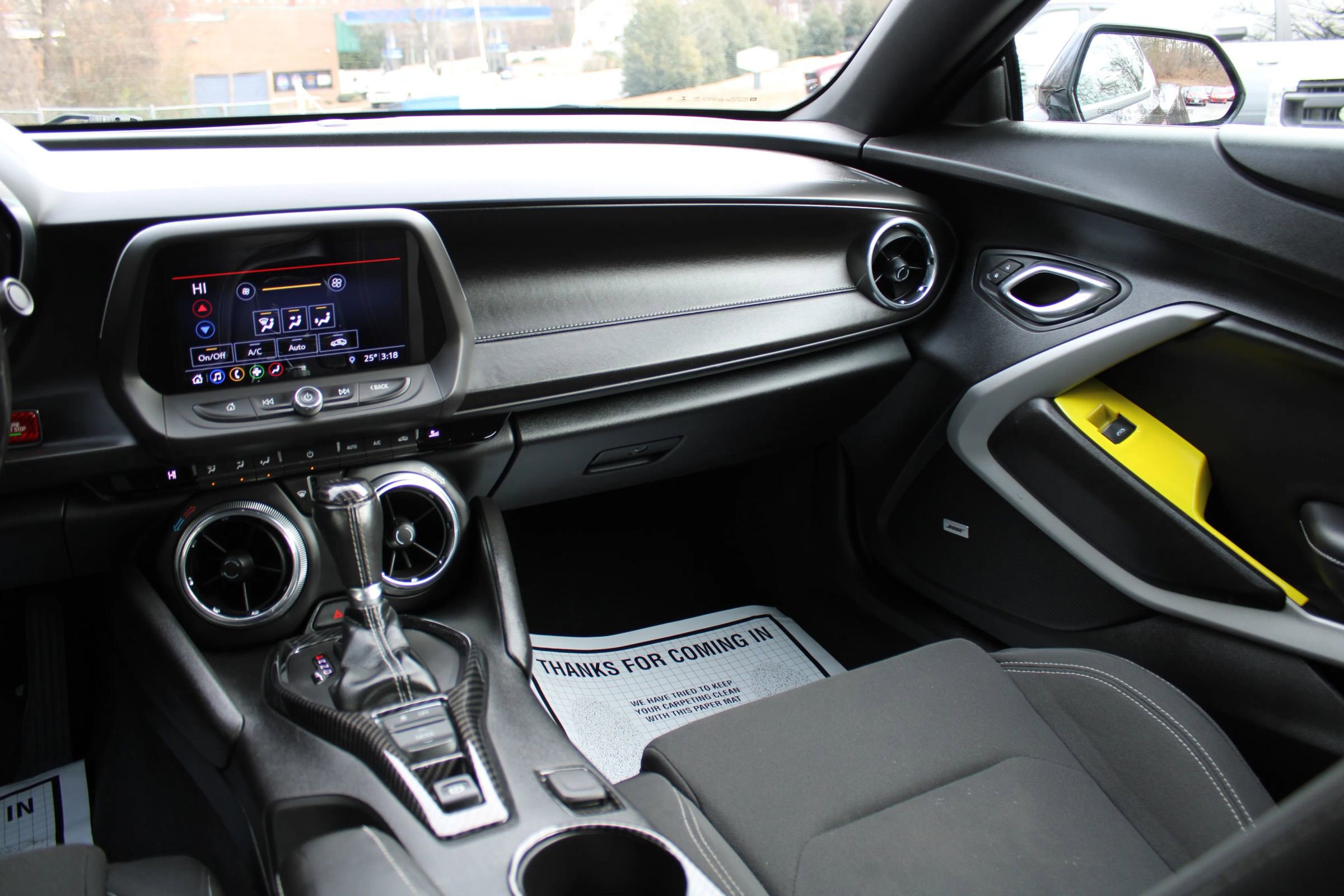 Used 2019 Chevrolet Camaro LT w/ Technology Package image 17