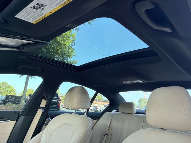 Used 2018 BMW 530i RWD image 33