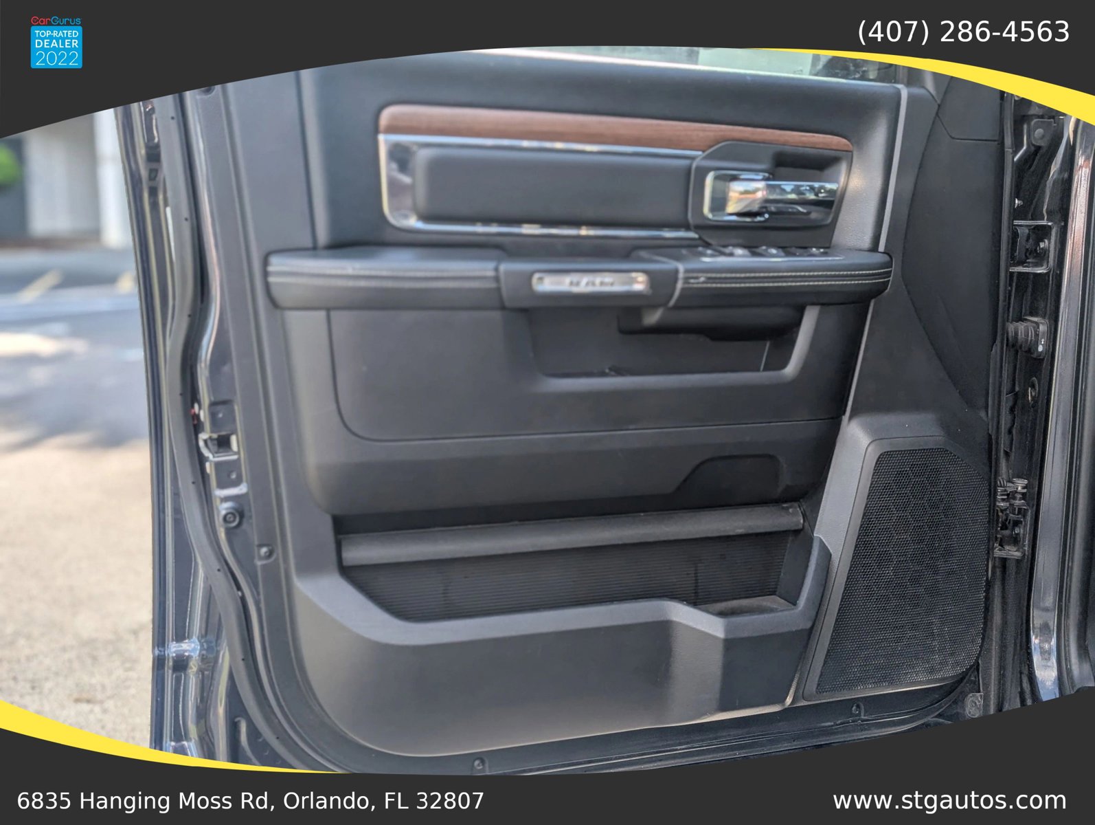 Used 2015 RAM 1500 Laramie image 10