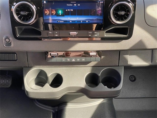 New 2025 Mercedes-Benz Sprinter 3500 image 10