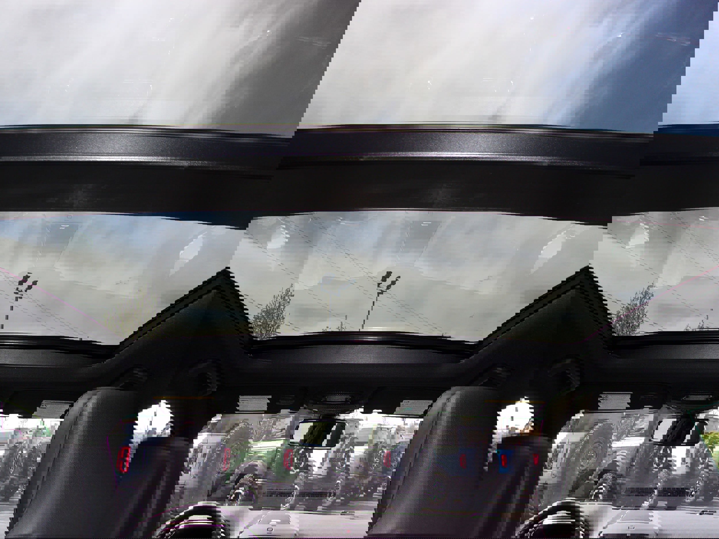 Used 2020 Lincoln Continental Reserve w/ Luxury Package image 14