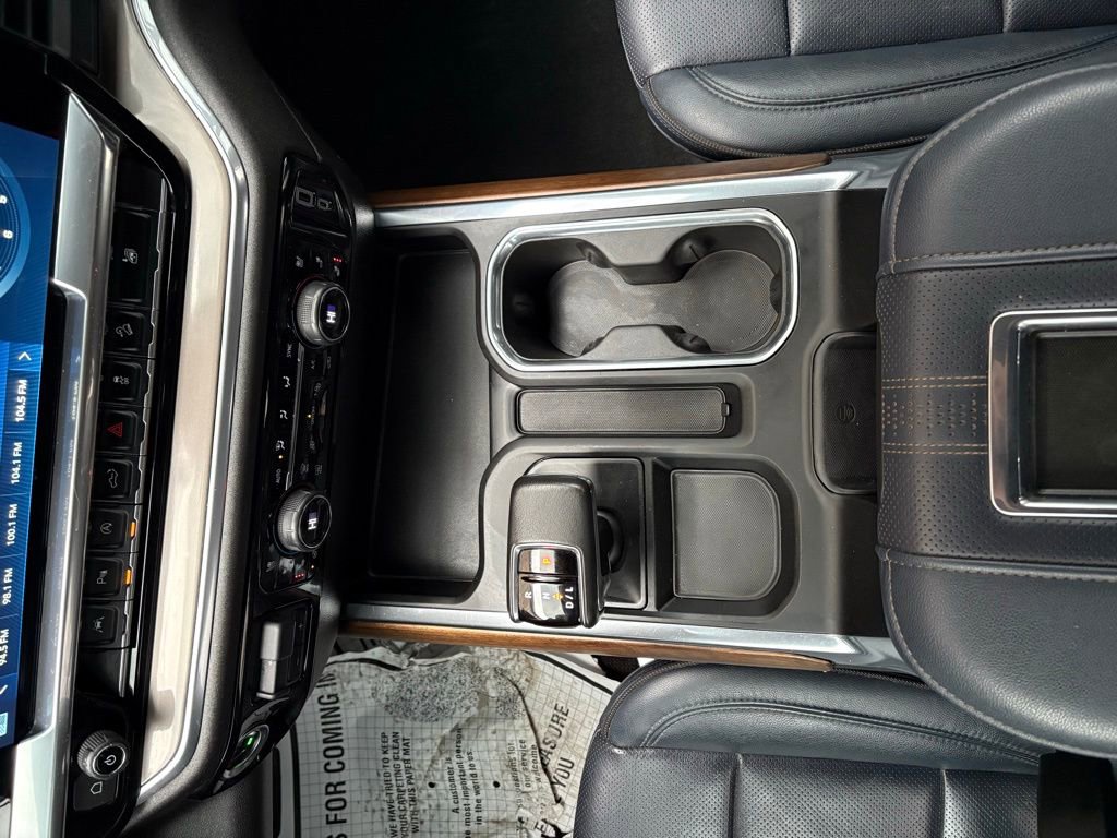 Used 2022 Chevrolet Silverado 1500 High Country w/ Technology Package image 42