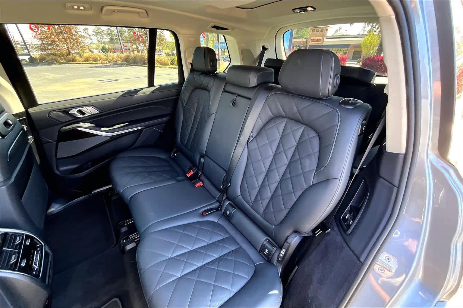 Used 2024 BMW X7 xDrive40i AWD/4WD image 21