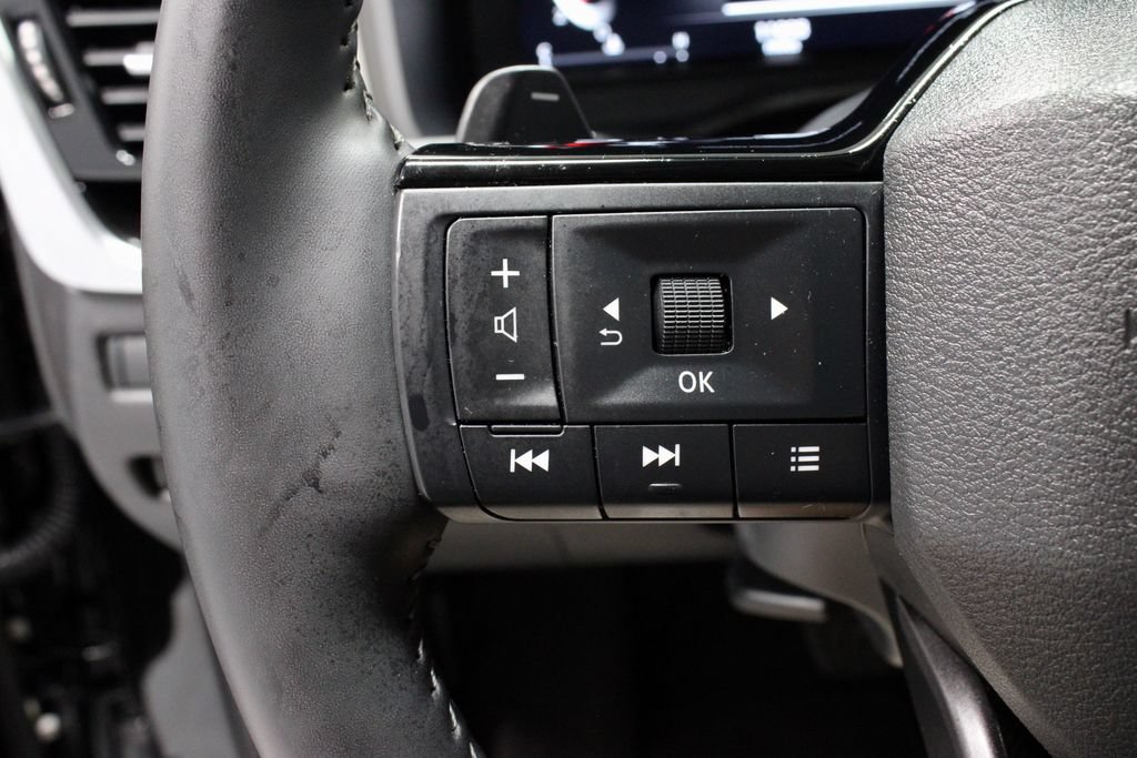 Certified 2025 Nissan Rogue SL AWD/4WD image 27