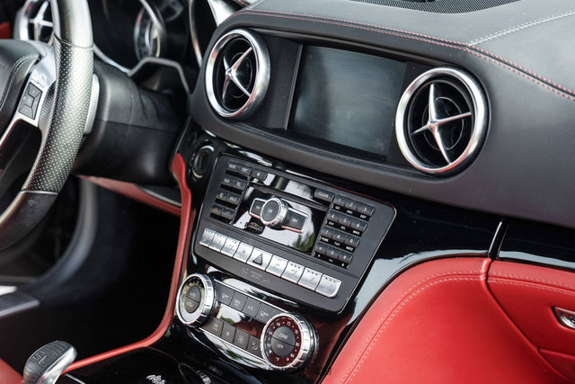 Used 2016 Mercedes-Benz SL 550 image 38