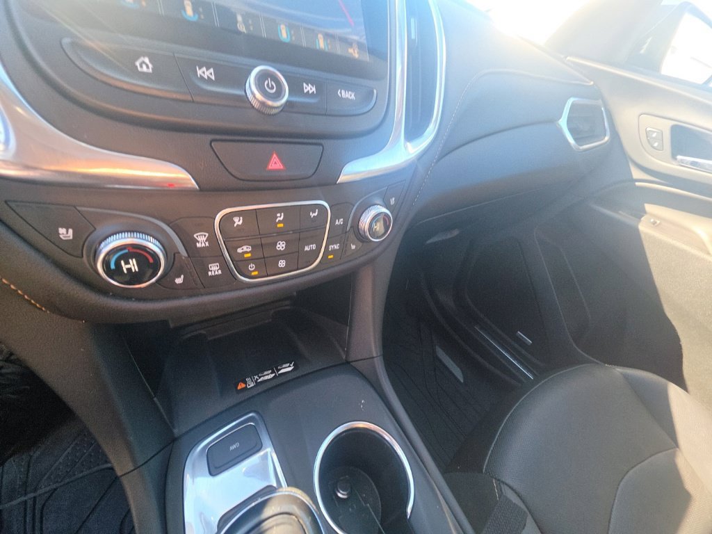 Used 2021 Chevrolet Equinox Premier AWD/4WD image 22