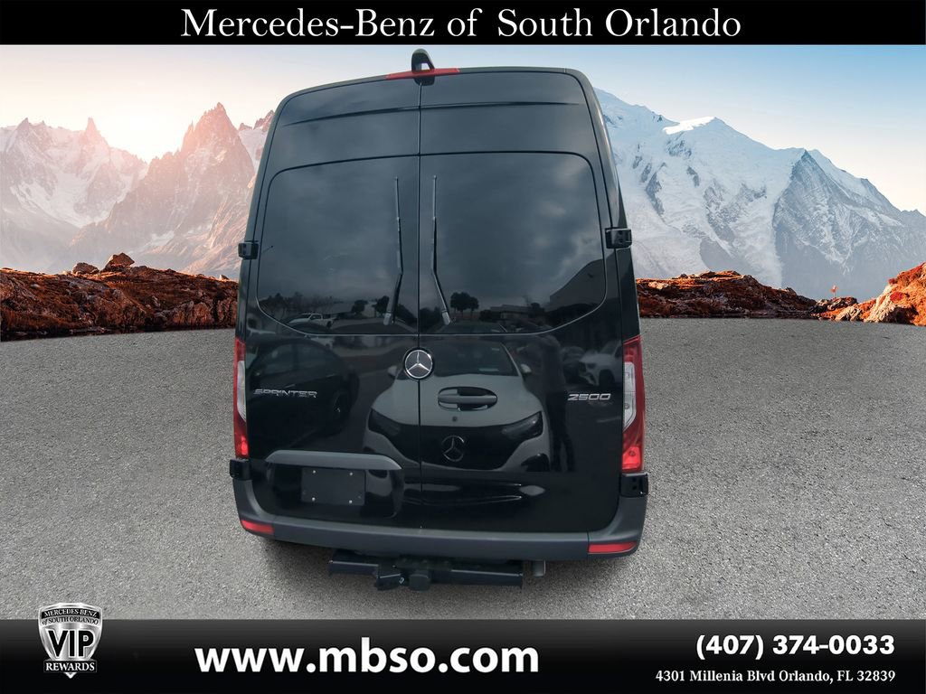 Used 2025 Mercedes-Benz Sprinter 2500 image 16