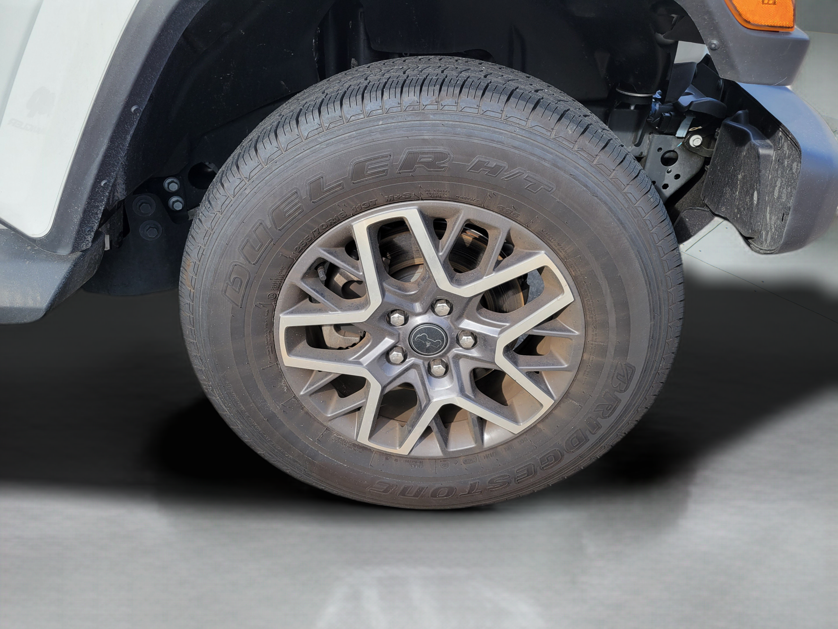 Used 2026 Jeep Wrangler Unlimited Sahara AWD/4WD image 29
