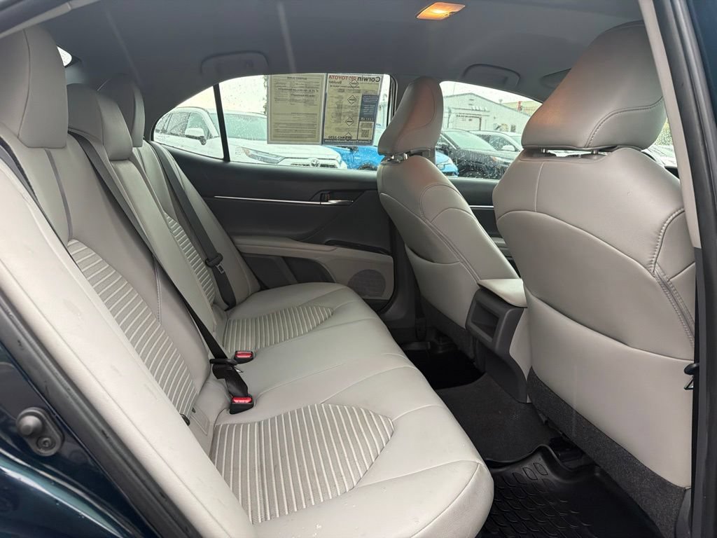 Used 2019 Toyota Camry SE FWD image 15