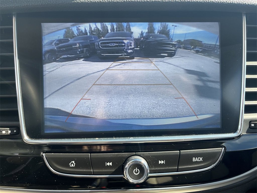 Used 2021 Buick Encore Preferred w/ Safety Package image 17