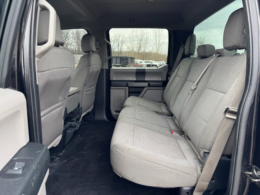 Used 2016 Ford F150 XLT image 16