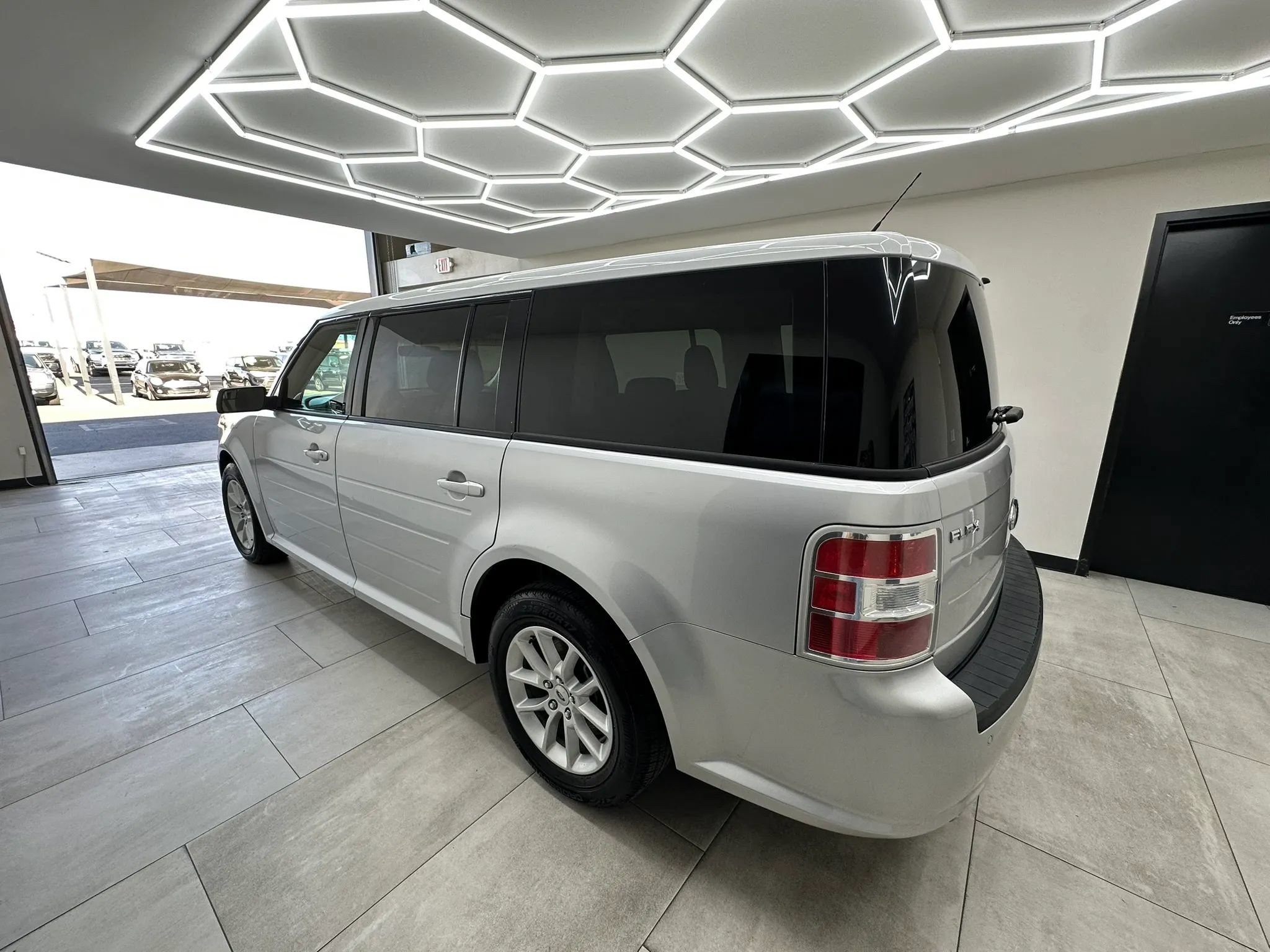 Used 2014 Ford Flex SE FWD image 3