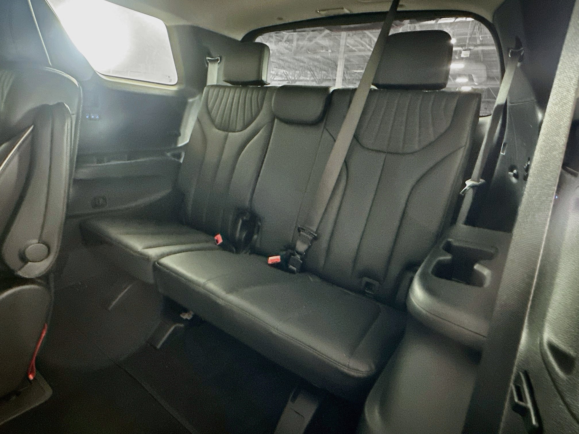 Used 2024 Hyundai Palisade Limited AWD/4WD image 31