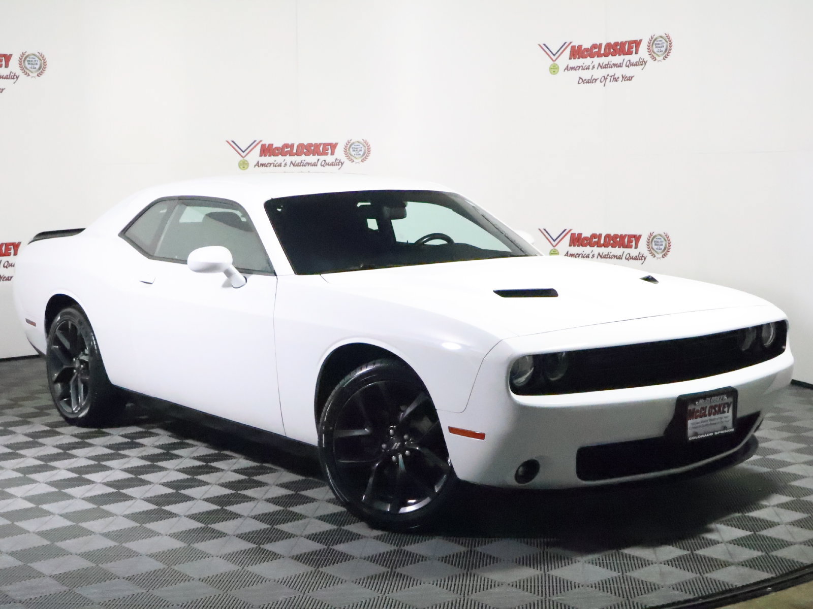 Used 2022 Dodge Challenger SXT w/ Blacktop Package RWD image 2