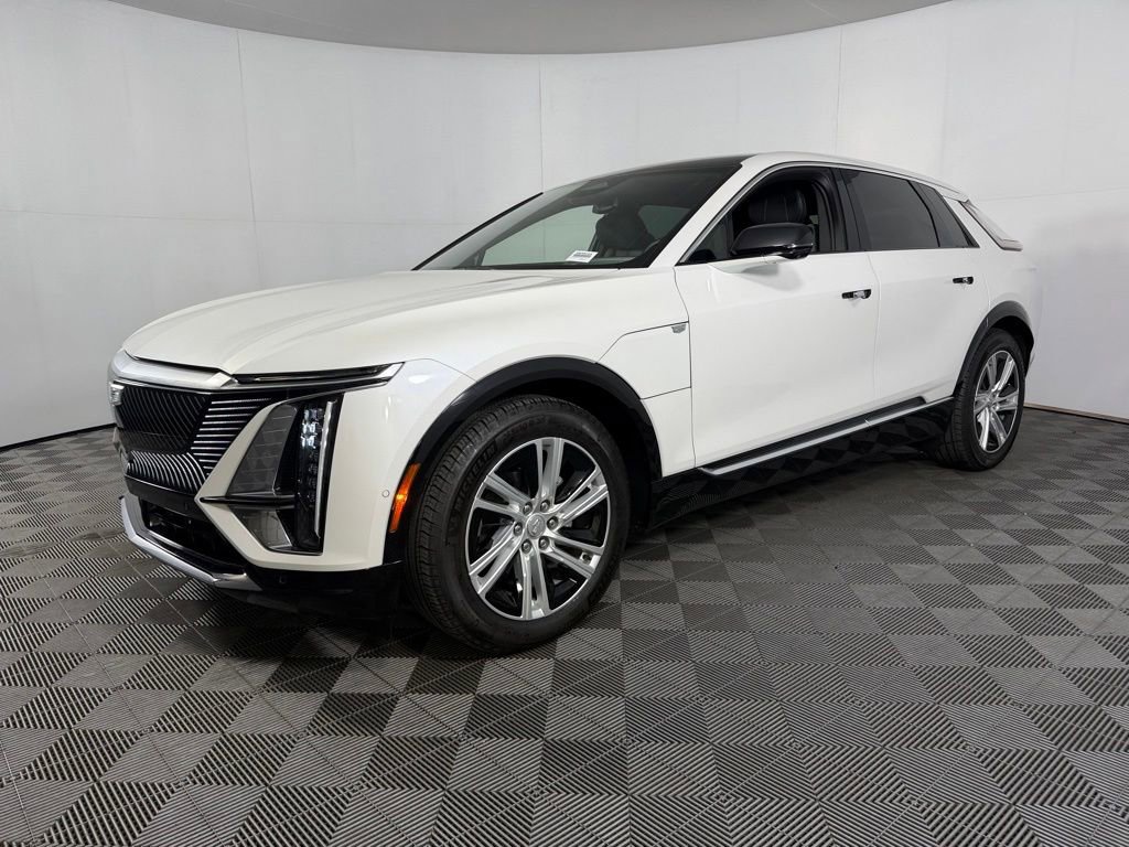 Used 2024 Cadillac Lyriq Tech w/ Driver Assist Package RWD image 4