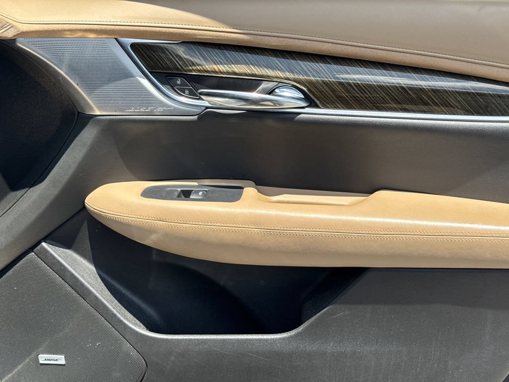 Used 2020 Cadillac XT6 Sport w/ Platinum Package AWD/4WD image 14