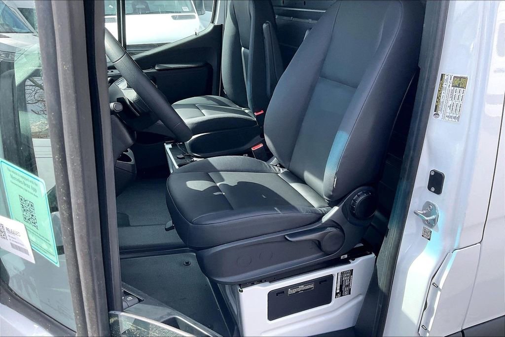 New 2026 Mercedes-Benz Sprinter 2500 image 9