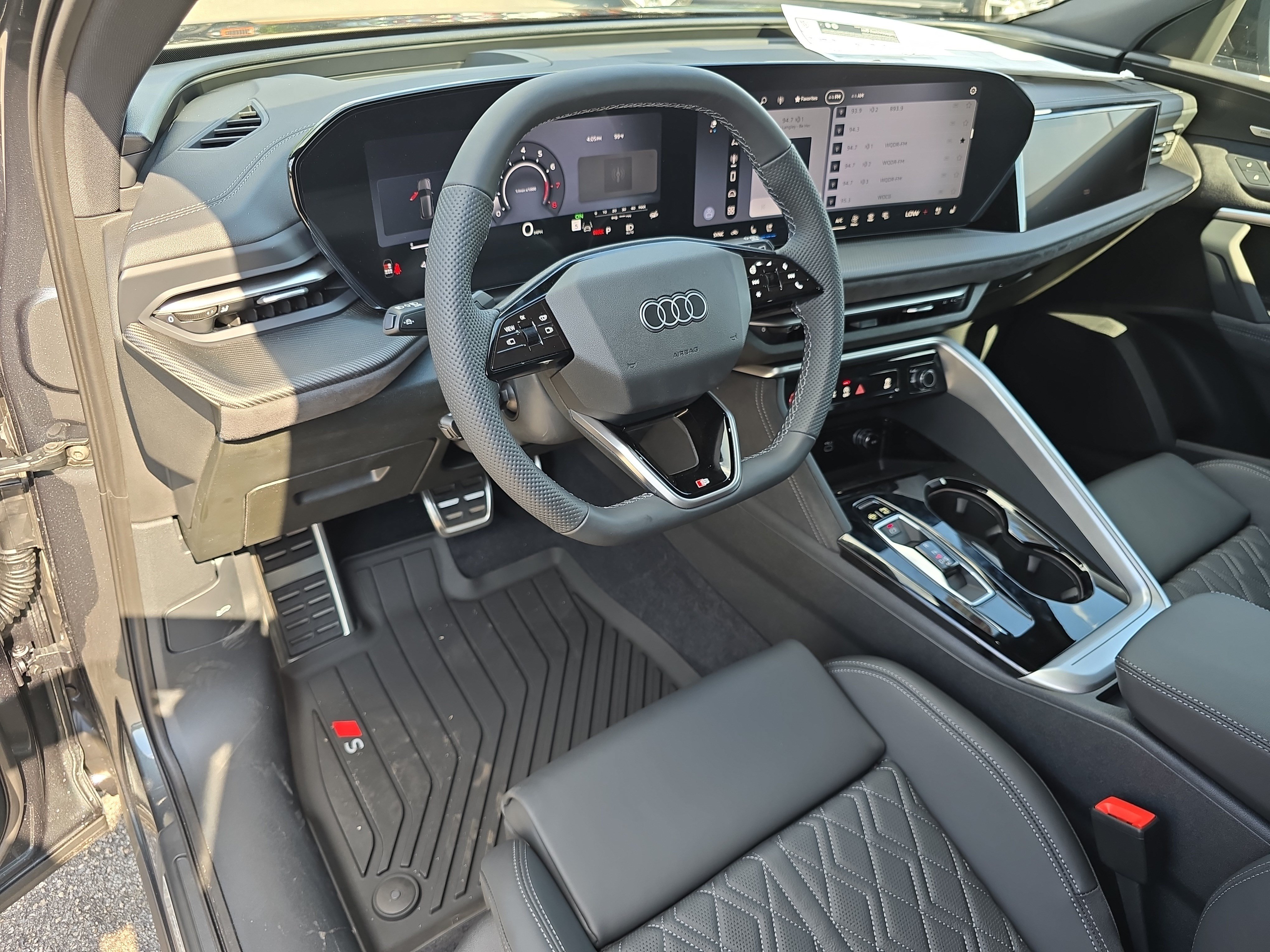 New 2026 Audi SQ5 Prestige AWD/4WD image 16