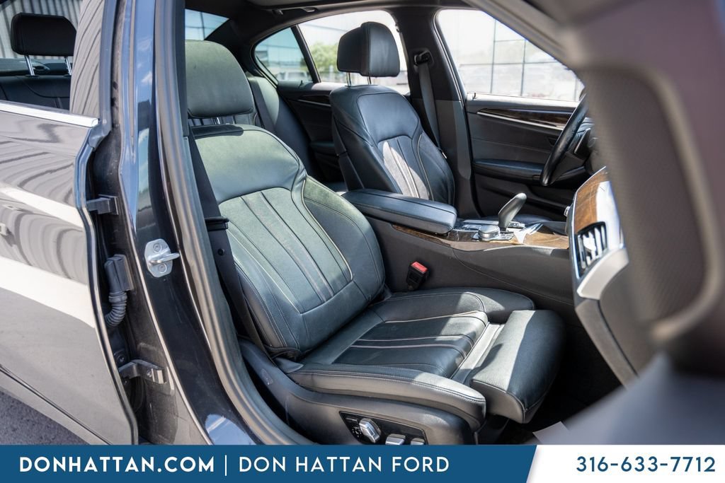 Used 2017 BMW 540i RWD image 26