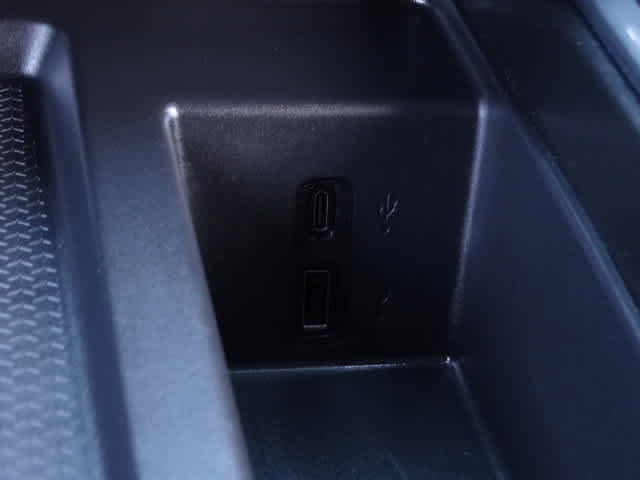 Used 2024 GMC Acadia Elevation w/ Black Edition image 32