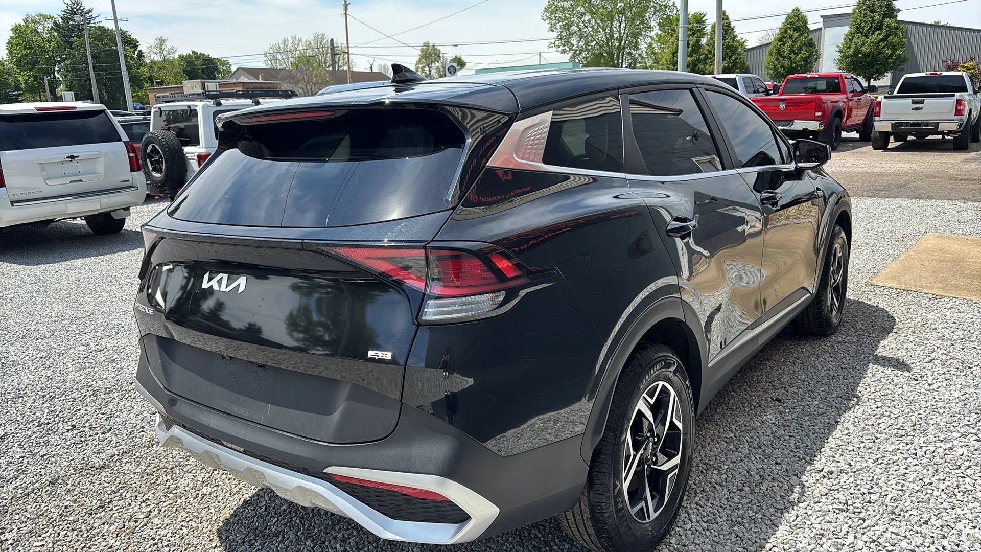 Used 2023 Kia Sportage LX AWD/4WD image 6