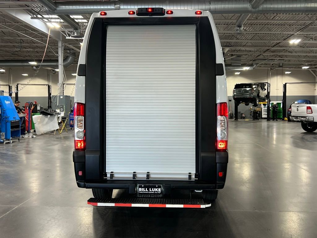Used 2024 RAM ProMaster 3500 w/ Delivery Van Package image 8